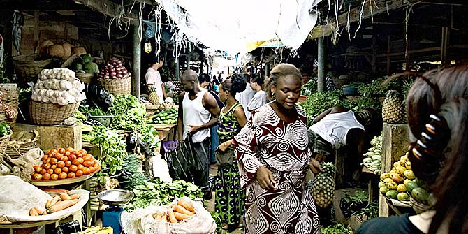 Lekki market in Lagos, Nigeria Photo Credit: Shawn Leishman via Flickr (http://bit.ly/1Q531vJ) CC BY-SA 2.0
