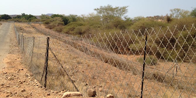 Barrier fence on the South Africa border along the Limpopo River near Musina Photo Credit: Jo Vearey