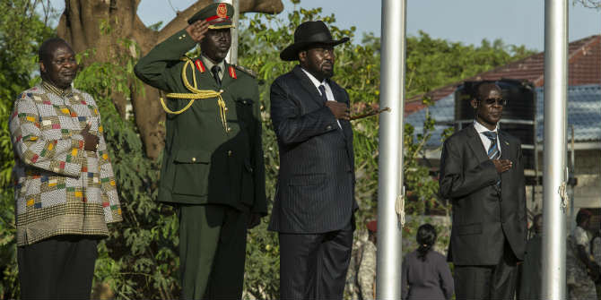 Dr Riek Machar and President Salva Kiir stand up for the national anthem after the former took his oath as the 1st Vice President of South Sudan in April 2016 Photo Credit: UNMISS via Flickr (http://bit.ly/2avETlS) CC BY-NC-ND 2.0