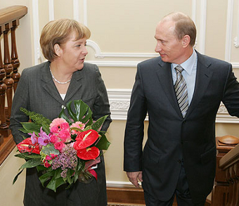 Angela Merkel and Vladimir Putin, Credit: Kremlin.ru (CC-BY-SA-3.0)