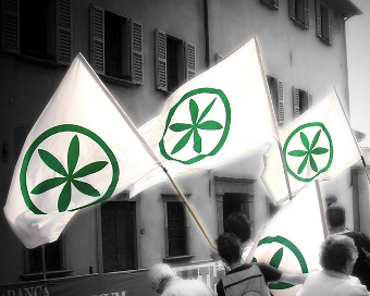 The flag proposed by Lega Nord for Padania, Credit: arinaldi94 (CC-BY-SA-3.0)