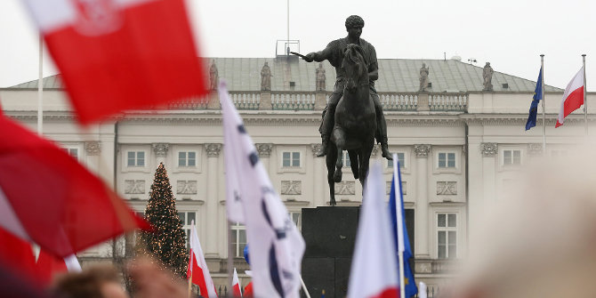 Protest on 17 December, Credit: Platforma Obywatelska RP (CC-BY-SA-2.0)