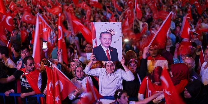 turkey-pro-erdogan-protest-after-coup