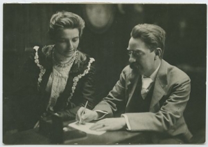 Beatrice and Sidney Webb c1895