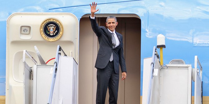 Obama air force one featured